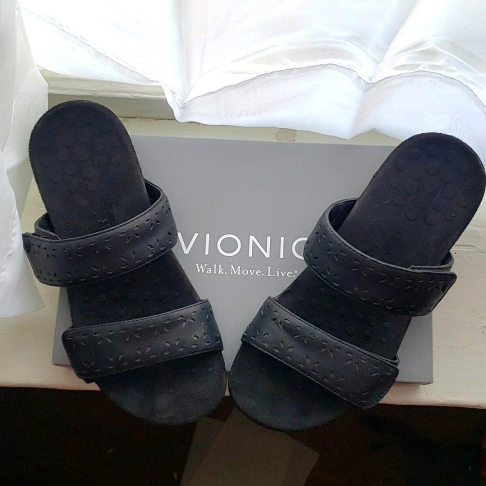 Vionic black velvety velcro slip-on sandals